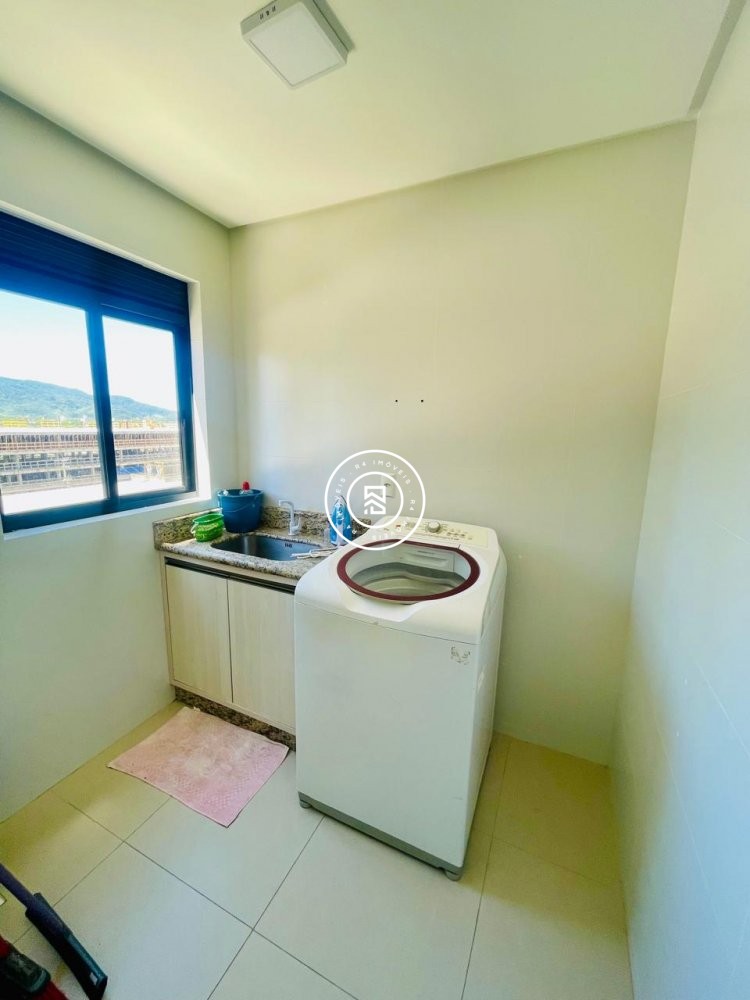 Apartarmento em Meia Praia, 03 suites, 02 vagas 