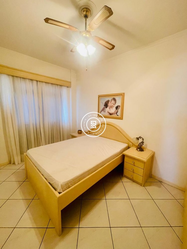 Apartamento Frente Mar 03 quartos, 01 vaga, Meia P