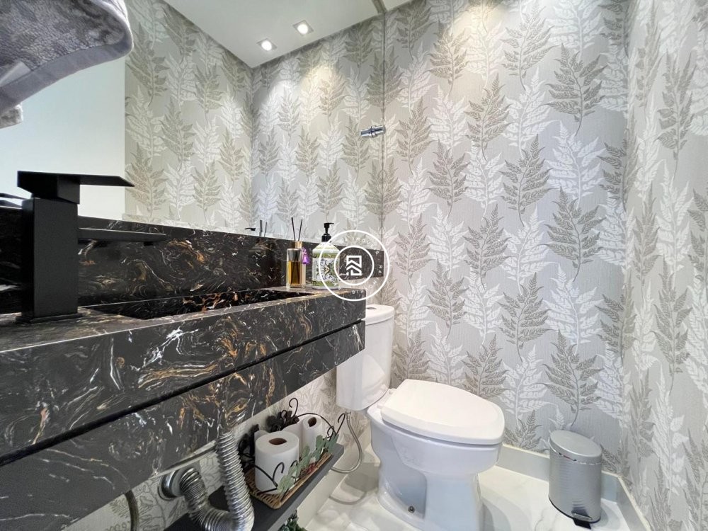 Apartamento com mob�lia � venda