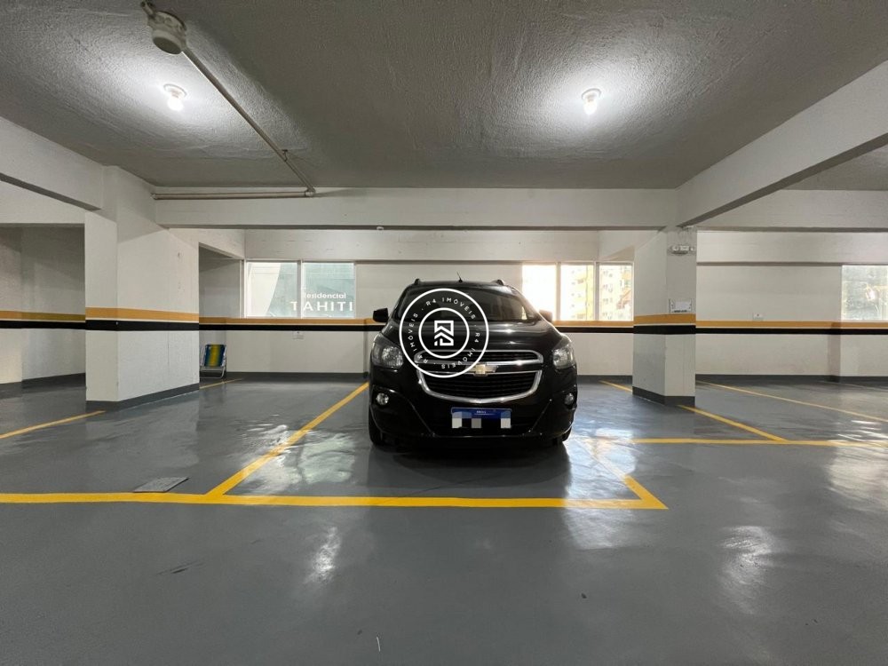 Apartamento com mob�lia � venda