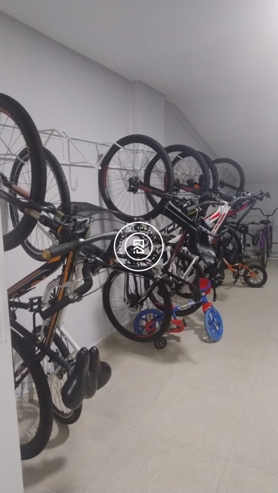 Apto showroom a 70m do mar