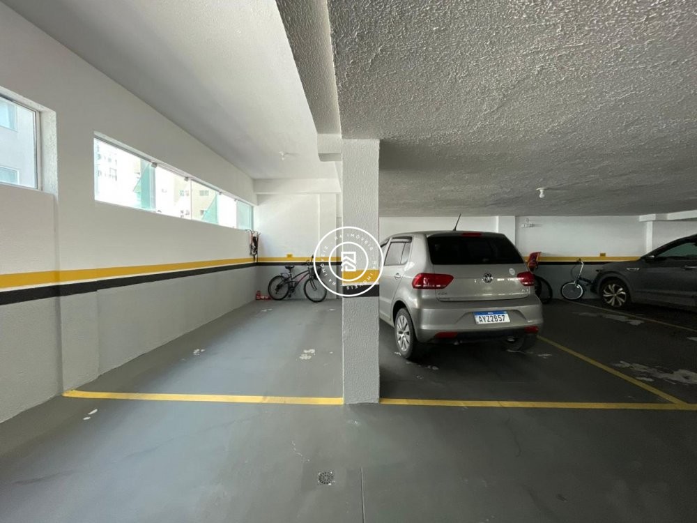 Apto mobiliado na Meia Praia - Itapema