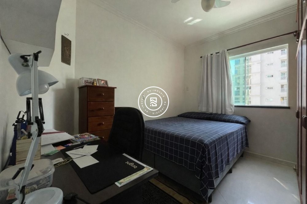 Apto mobiliado na Meia Praia - Itapema