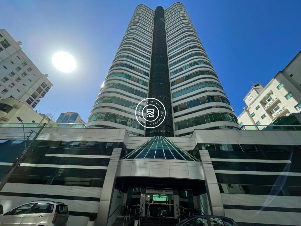 Apto mobiliado na Meia Praia - Itapema