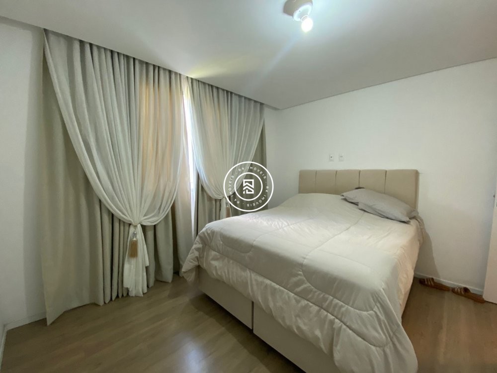 Apartamento mobiliado no Alto Perequ�