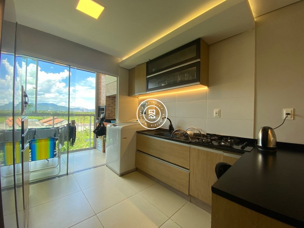 Apartamento mobiliado no Alto Perequ�