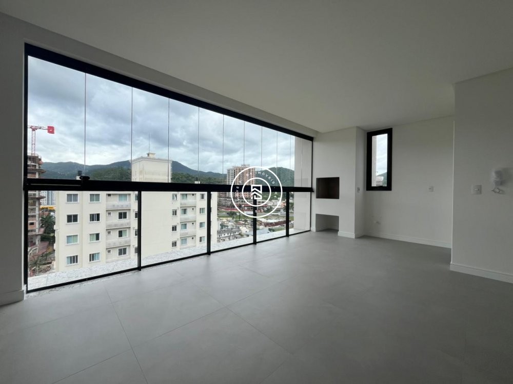 Apartamento novo no Centro de Itapema