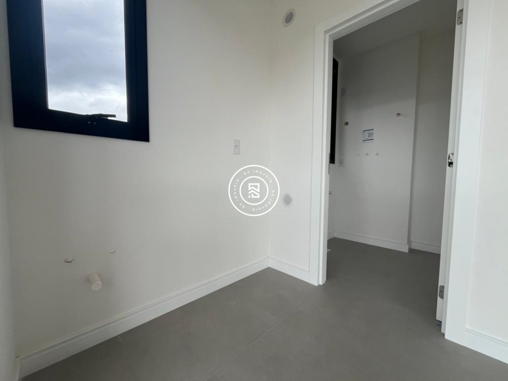 Apartamento novo no Centro de Itapema