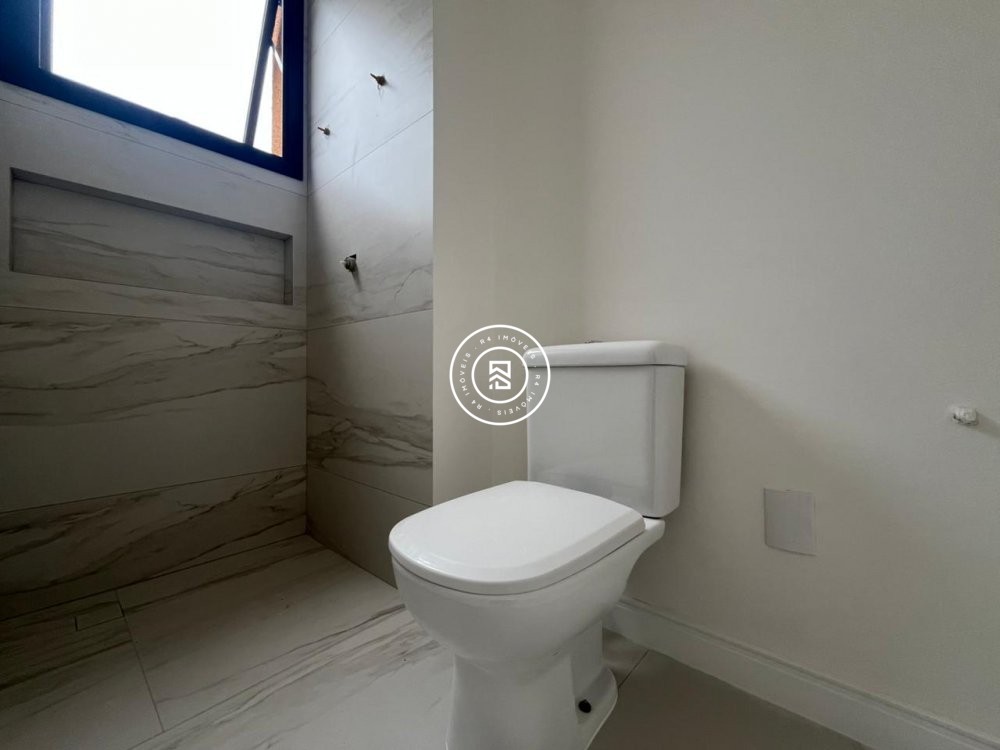 Apartamento novo no Centro de Itapema