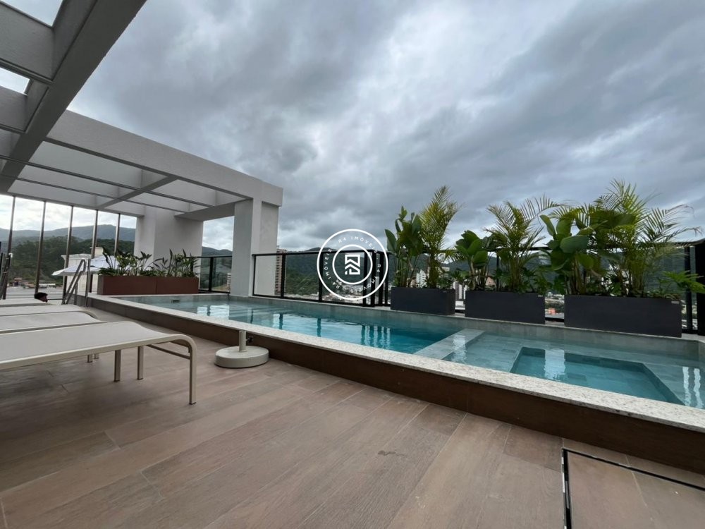 Apartamento novo no Centro de Itapema