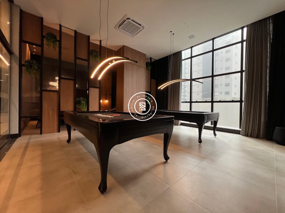 Apto novo de alto padr�o