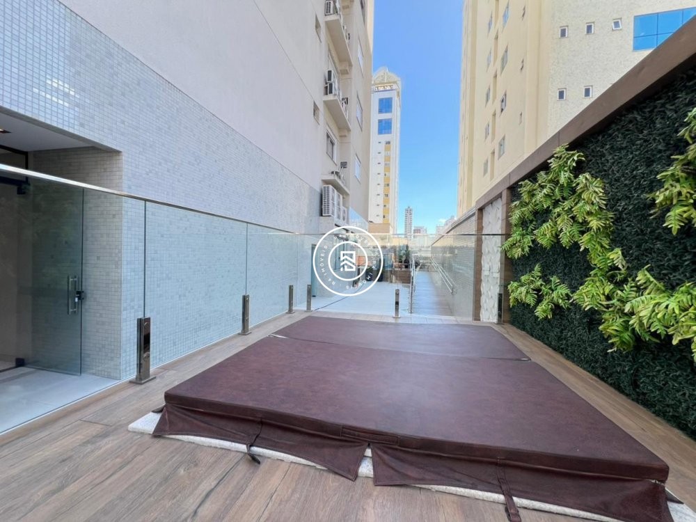 Lindo apartamento mobiliado em Itapema