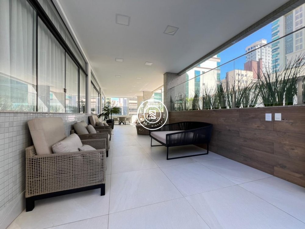 Lindo apartamento mobiliado em Itapema