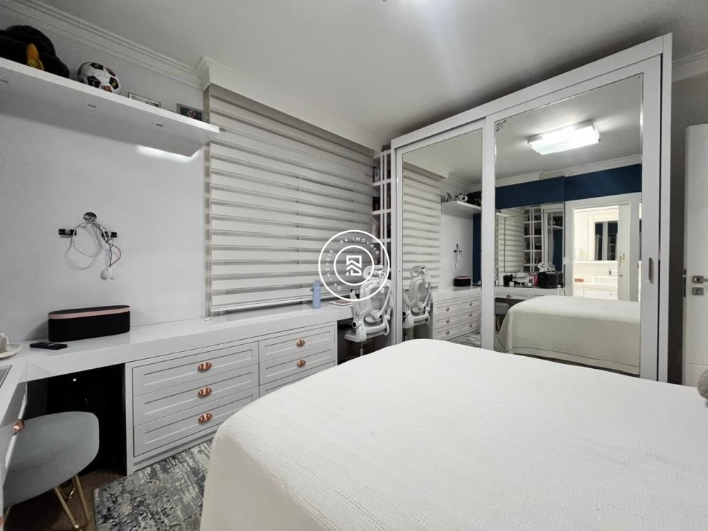 Lindo apartamento mobiliado em Itapema