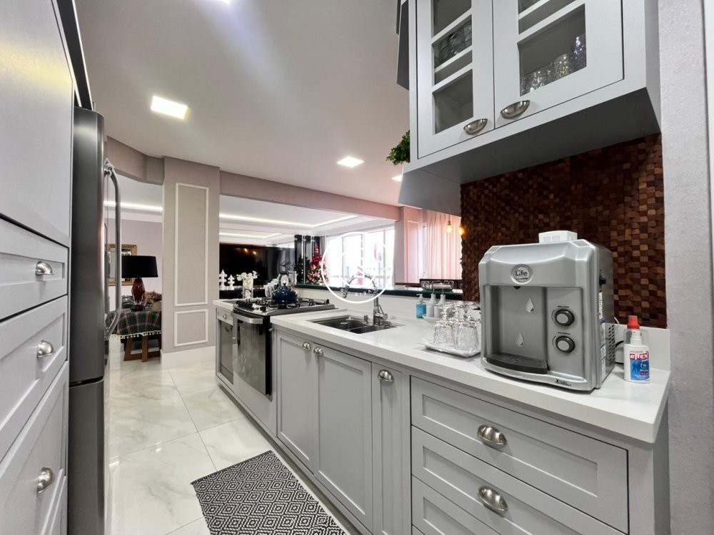 Lindo apartamento mobiliado em Itapema