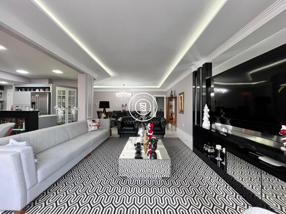 Lindo apartamento mobiliado em Itapema