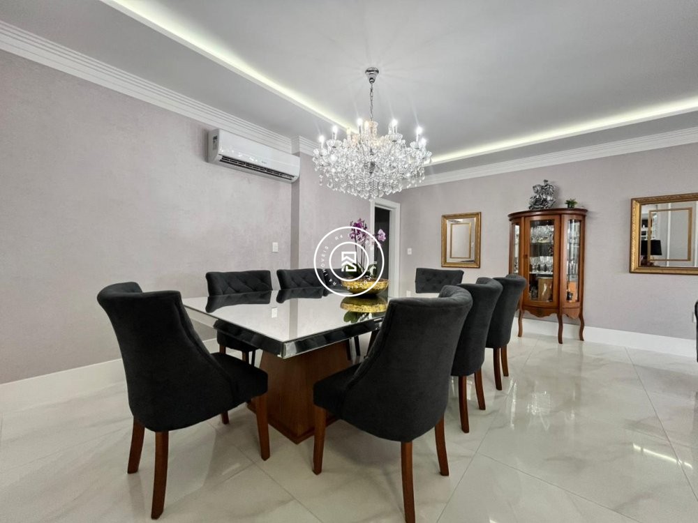 Lindo apartamento mobiliado em Itapema