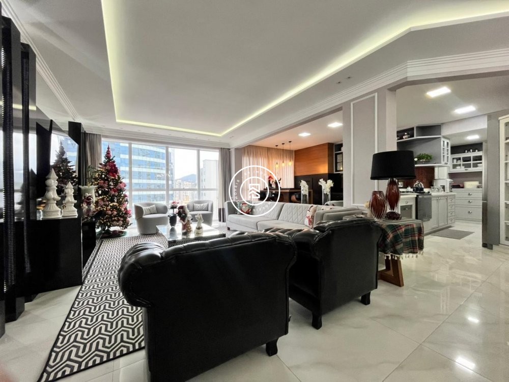 Lindo apartamento mobiliado em Itapema