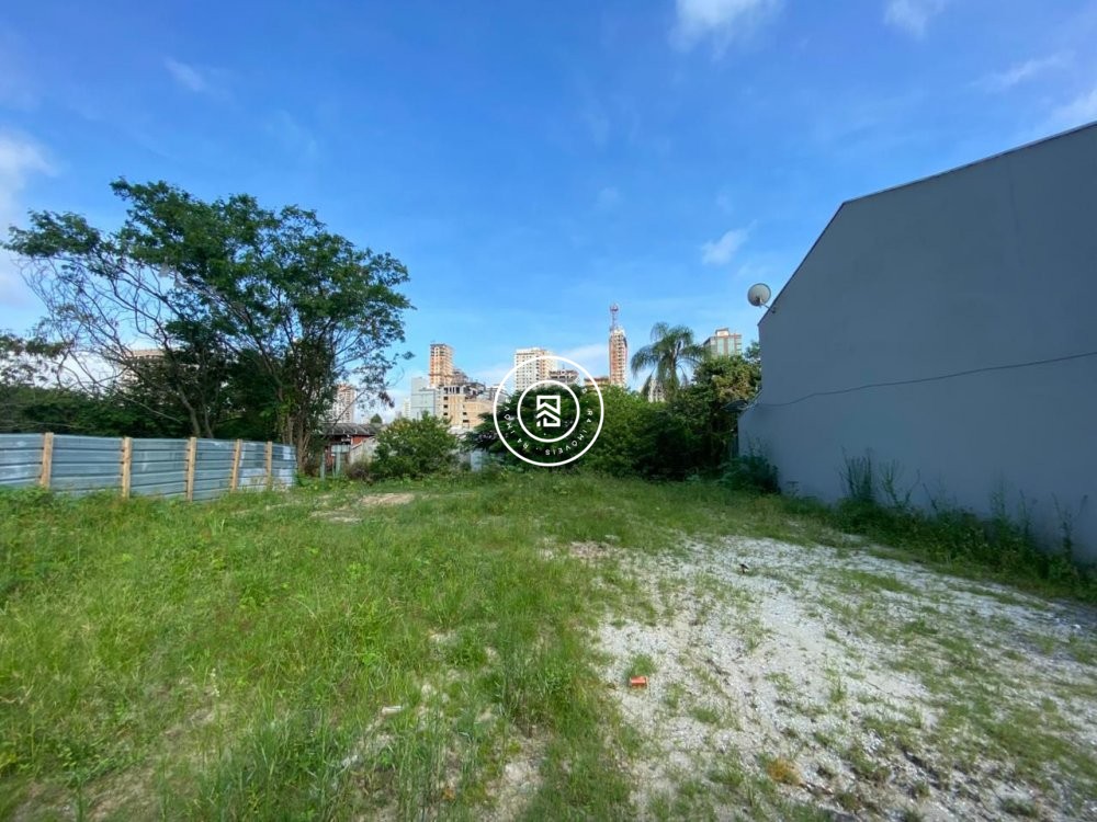 Lote residencial em Porto Belo