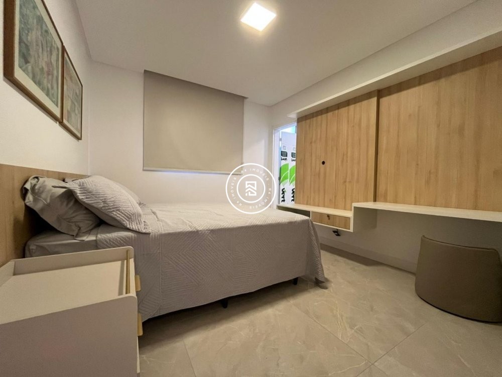 Apartamento mobiliado no Perequ�