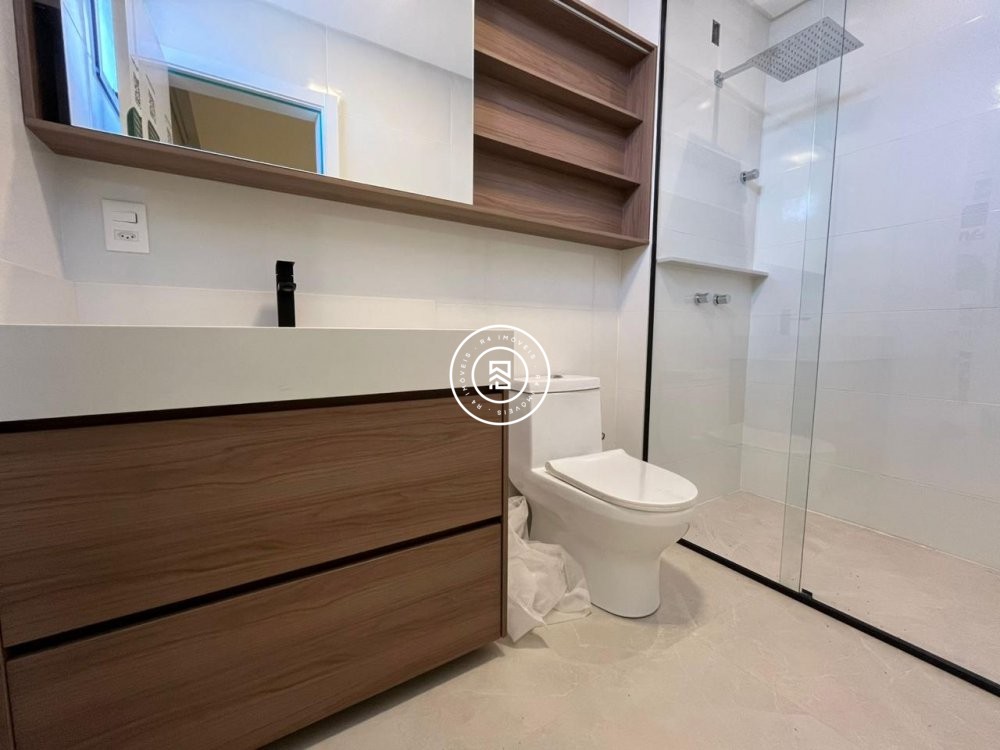 Apartamento mobiliado no Perequ�