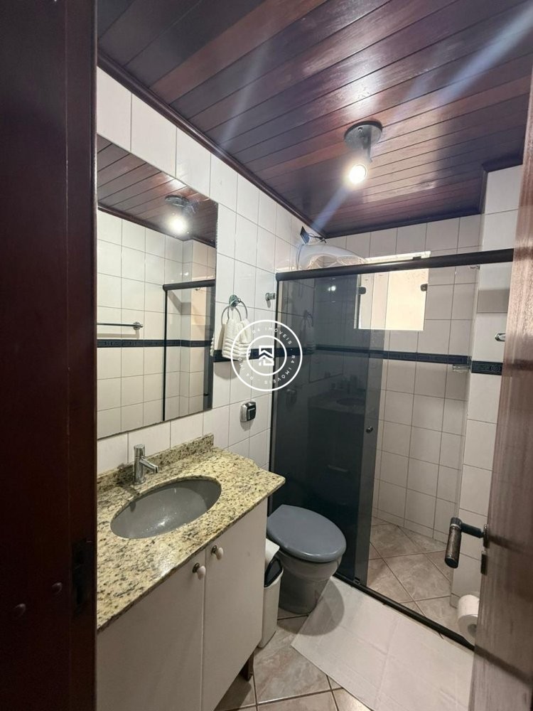 Apartamento a 70m do mar, excelente localiza��o