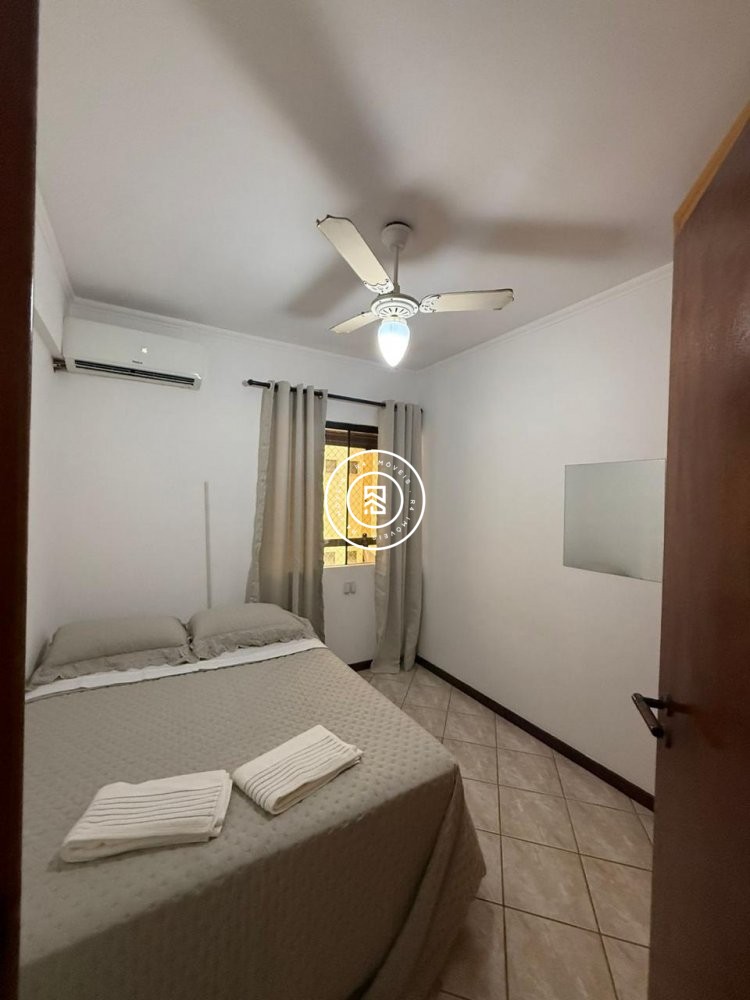 Apartamento a 70m do mar, excelente localiza��o