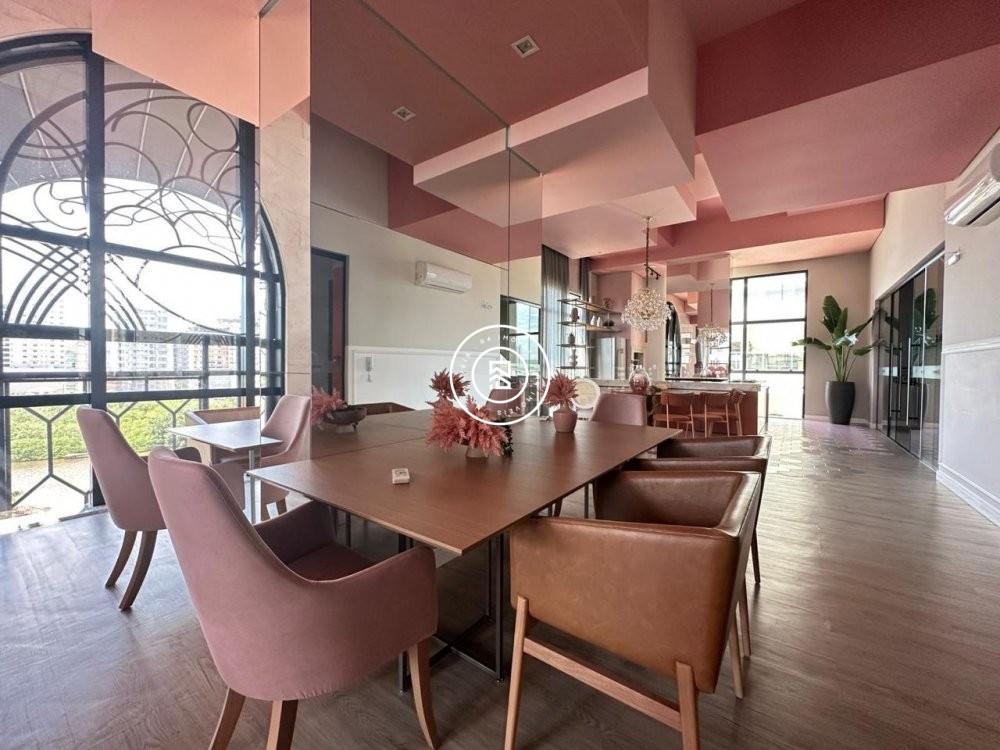 Lindo apartamento pr�ximo ao P�er