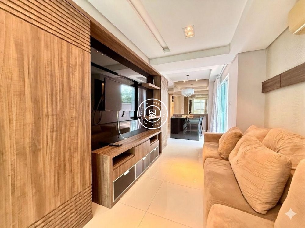 Apartamento mobiliado na Meia Praia