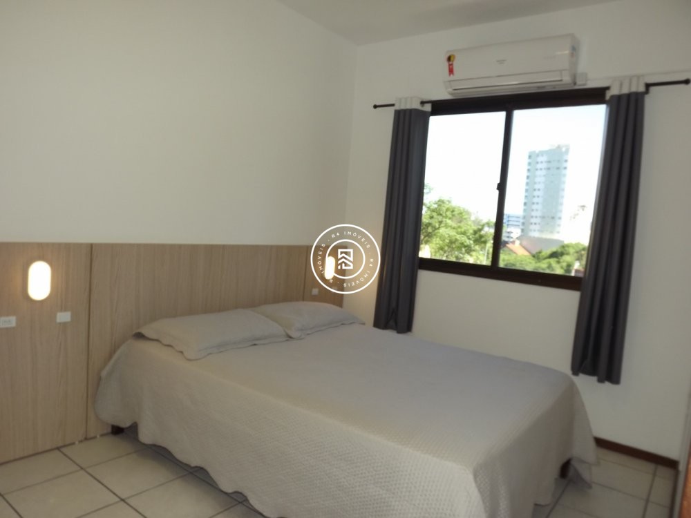 Apto amplo, luminoso e ventilado; Ideal para morar