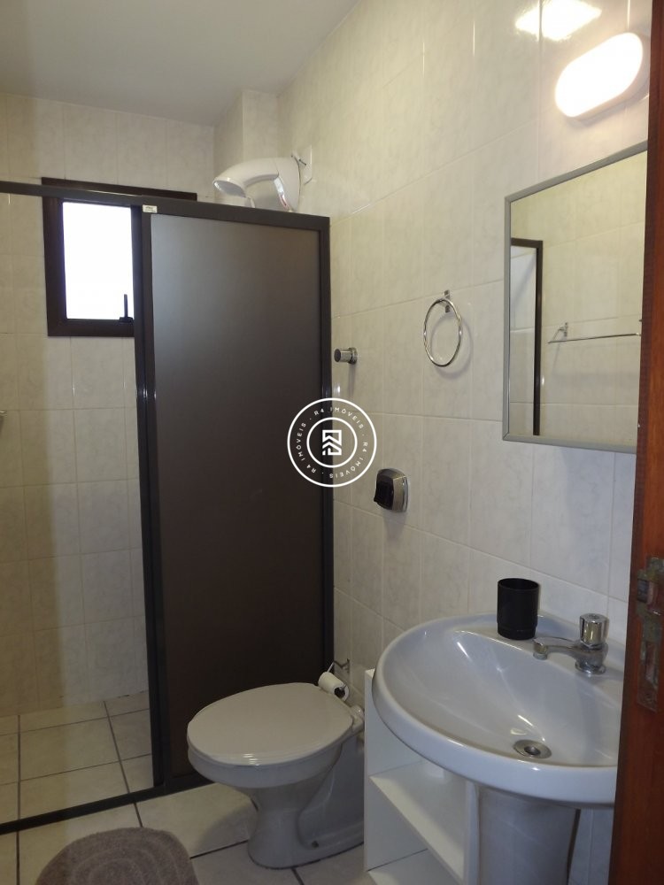 Apto amplo, luminoso e ventilado; Ideal para morar