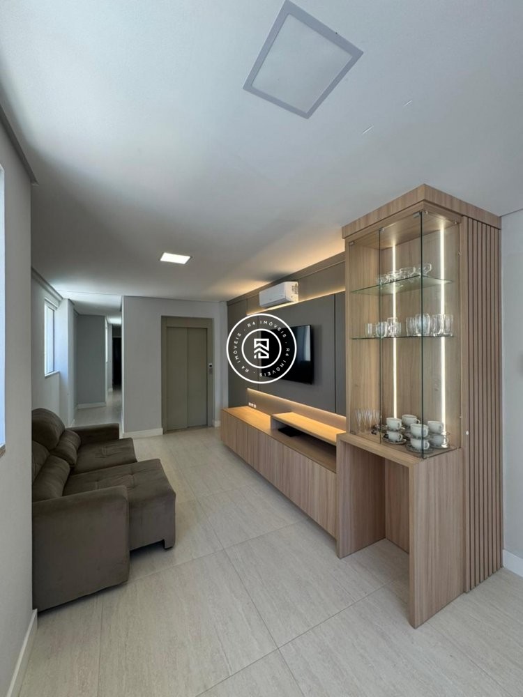 Lindo apartamento a 150m do mar
