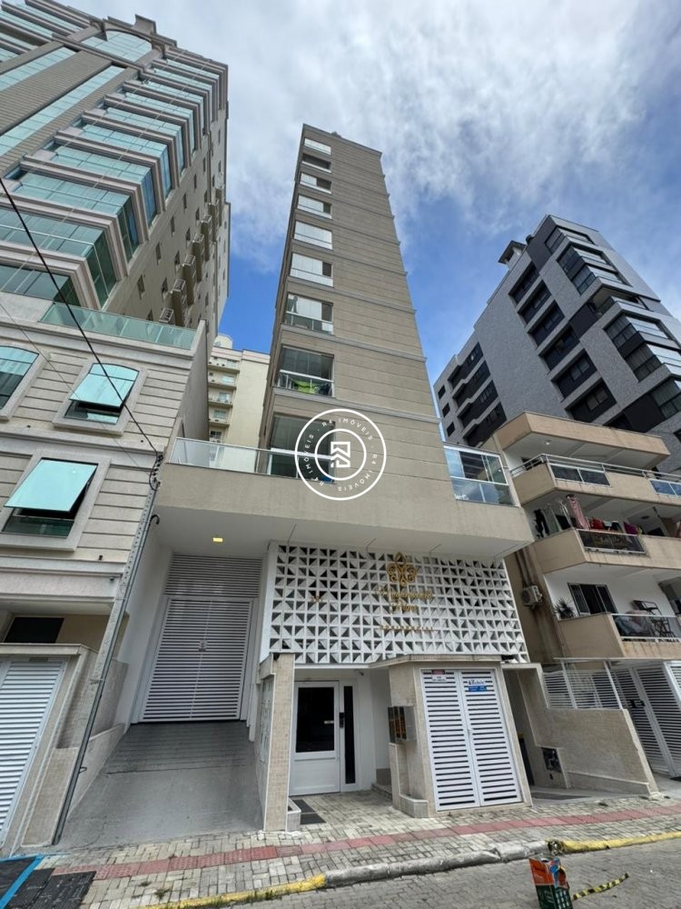 Lindo apartamento a 150m do mar