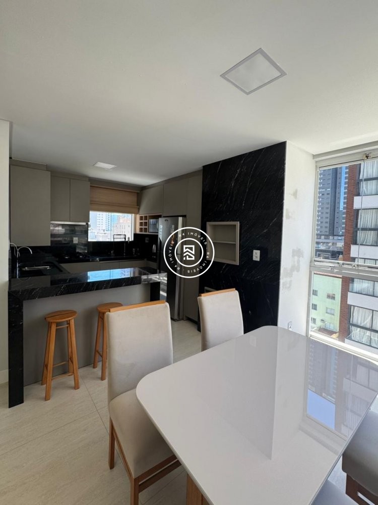 Lindo apartamento a 150m do mar