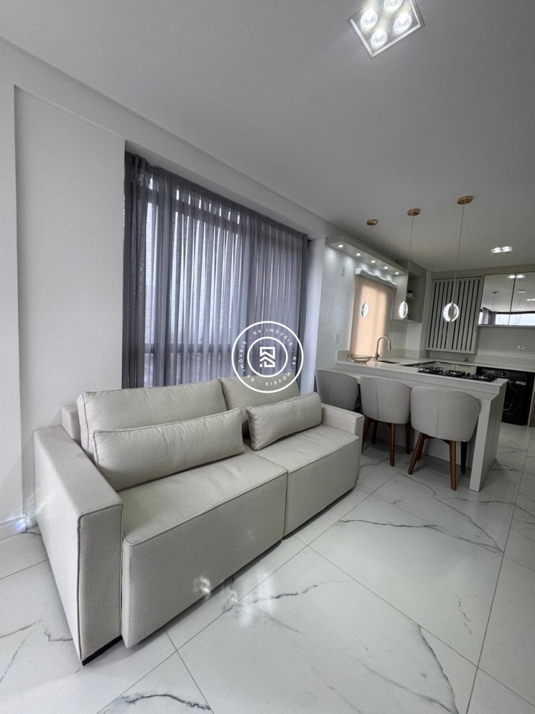 Apartamento finamente mobiliado