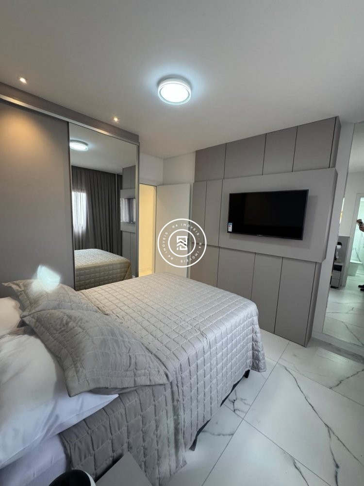 Apartamento finamente mobiliado