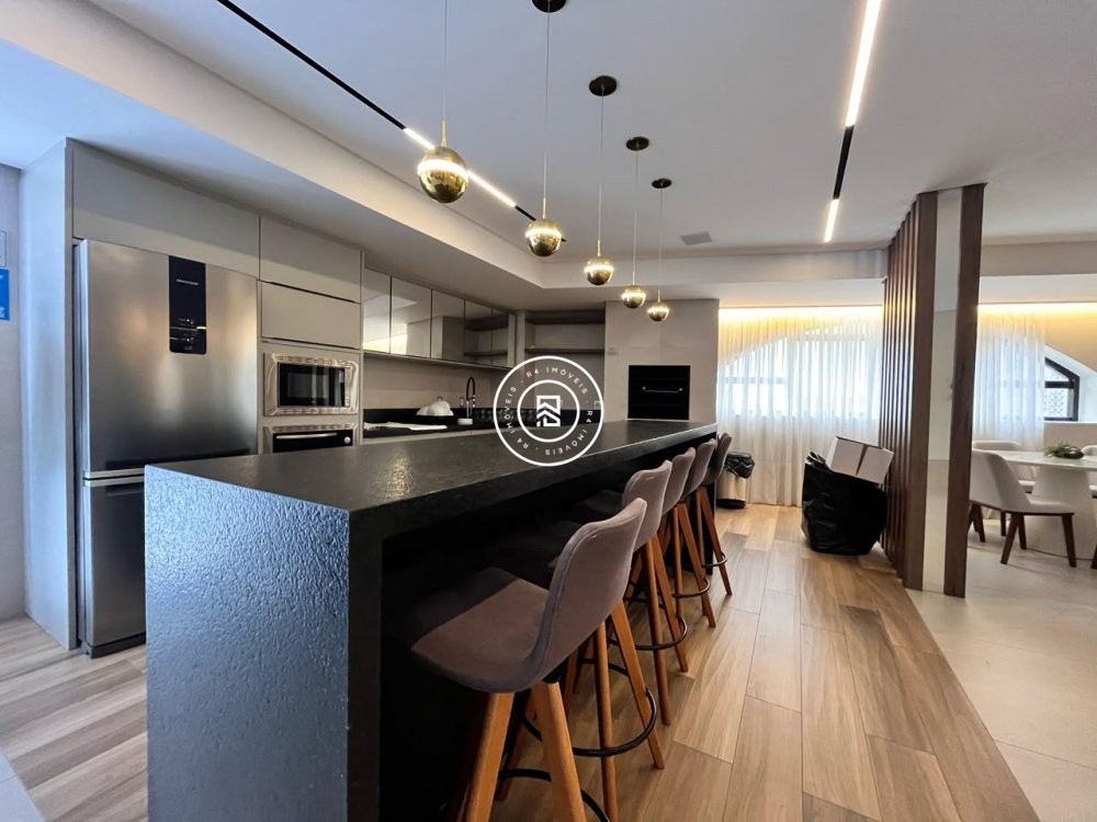 Excelente apartamento em Itapema
