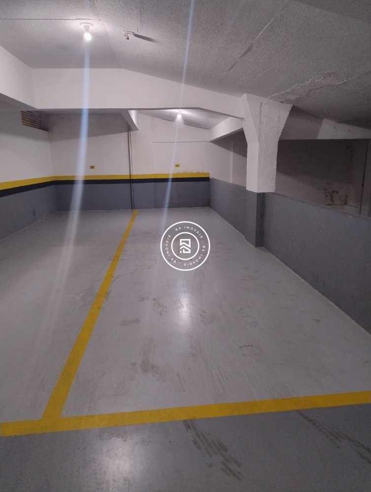 Apartamento mobiliado na Meia Praia