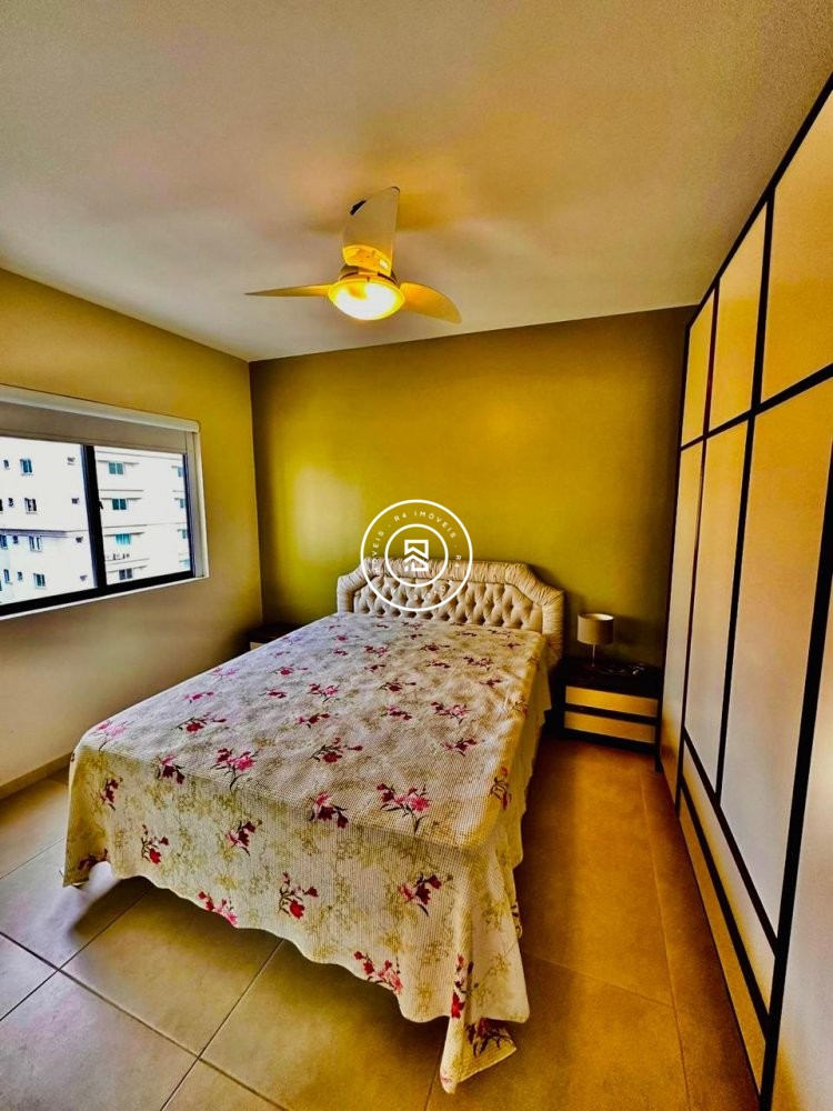 Apartamento mobiliado na Av Nereu Ramos