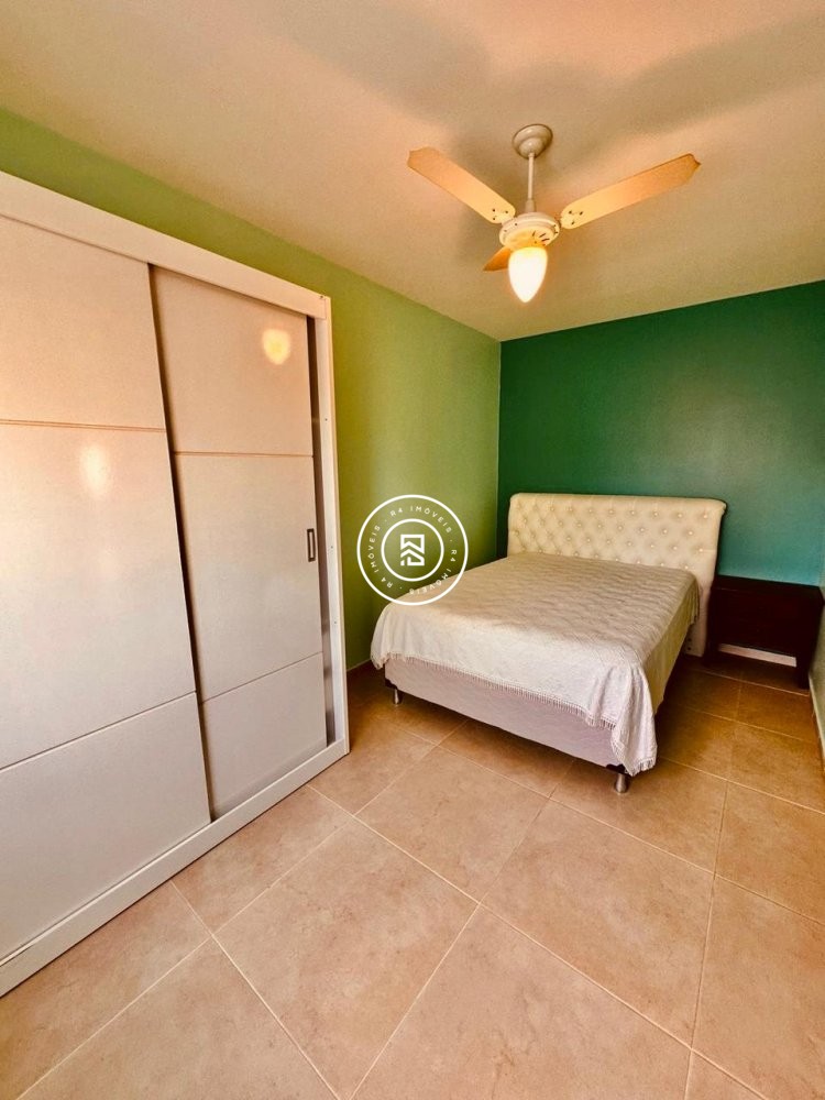Apartamento mobiliado na Av Nereu Ramos