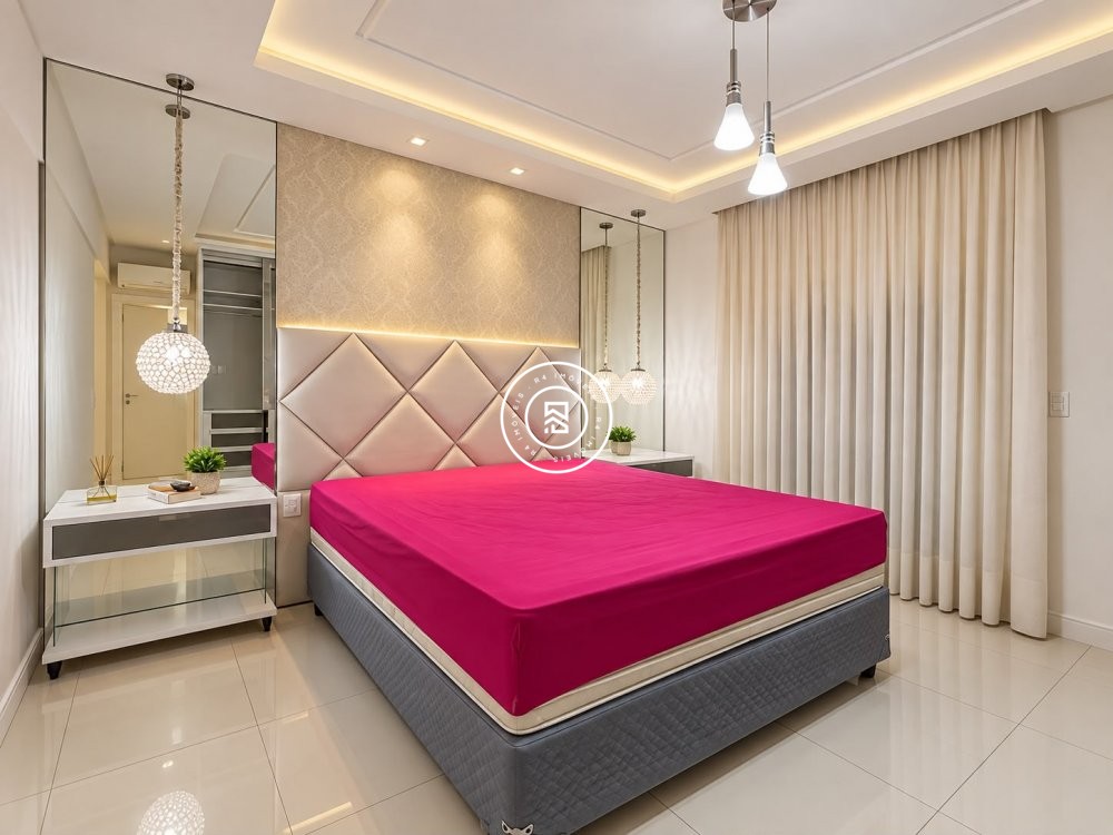 Apartamento mobiliado na Meia Praia