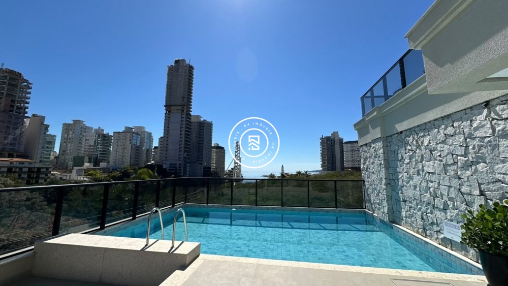 Apartamento mobiliado no Perequ�