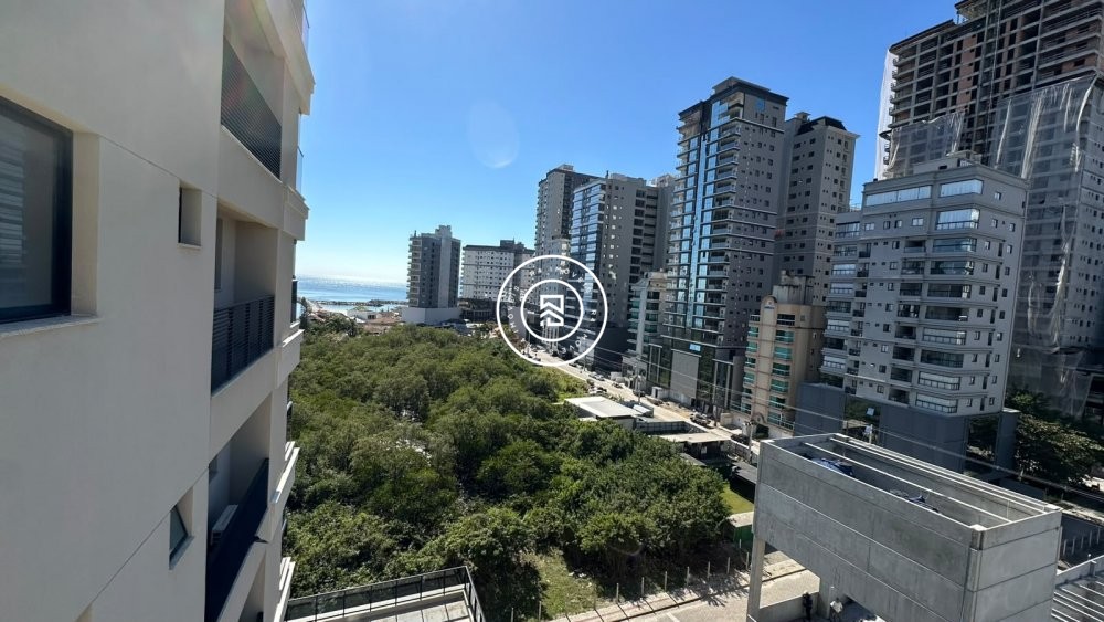 Apartamento mobiliado no Perequ�