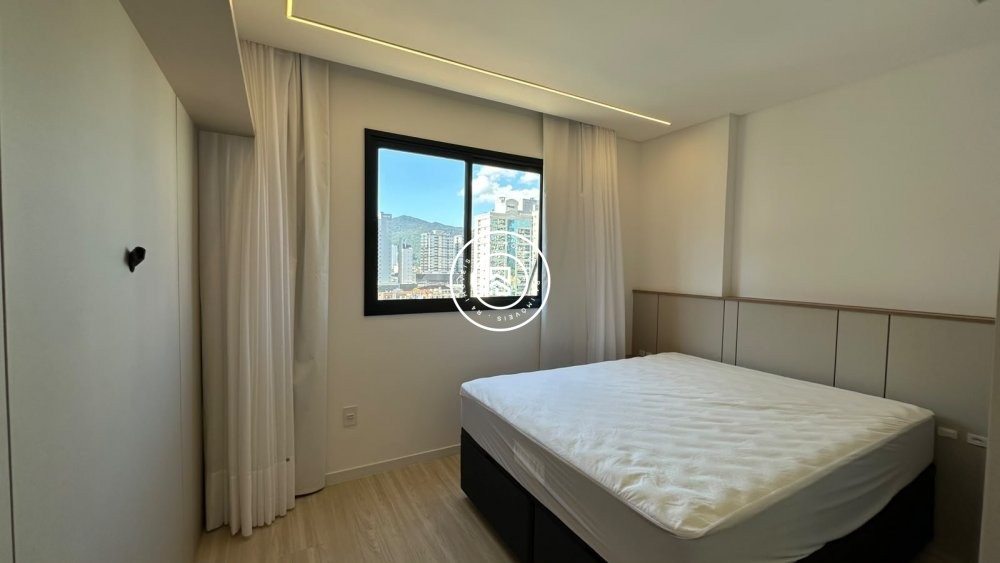 Apartamento mobiliado no Perequ�