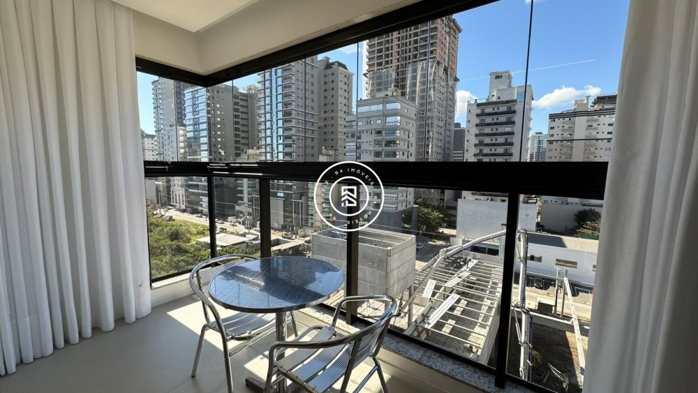 Apartamento mobiliado no Perequ�