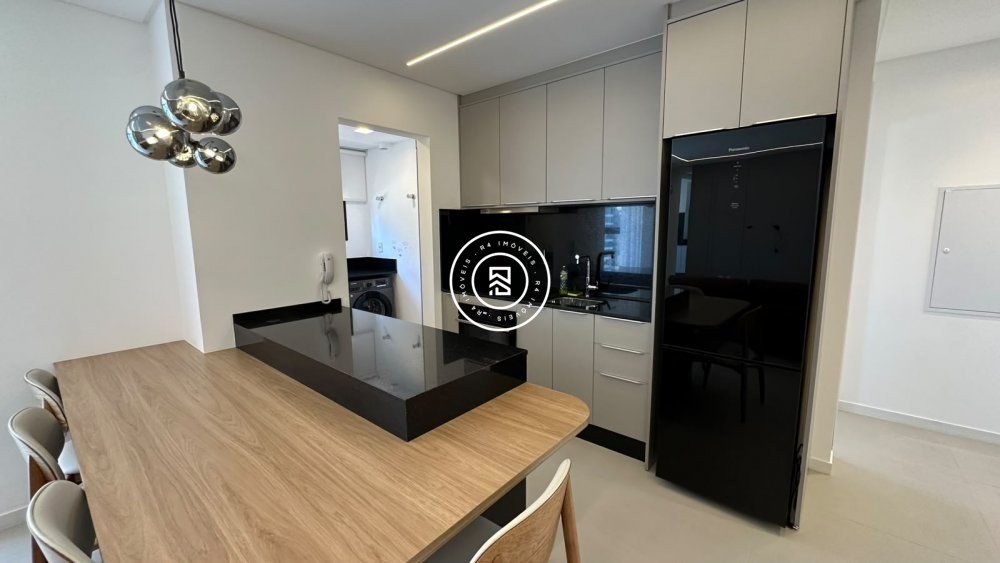 Apartamento mobiliado no Perequ�