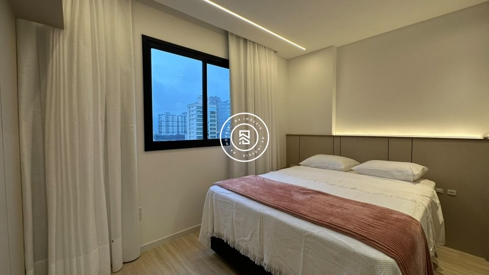 Apartamento mobiliado no Perequ�