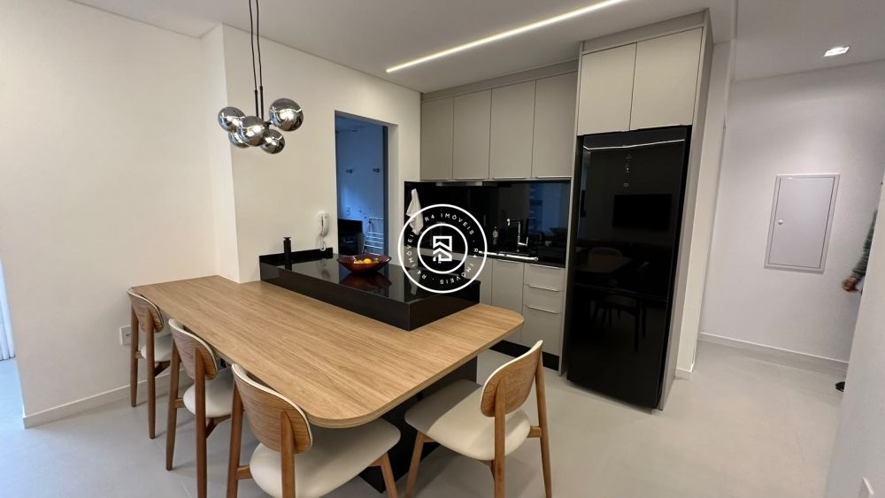 Apartamento mobiliado no Perequ�