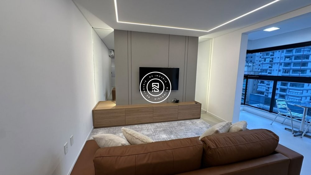 Apartamento mobiliado no Perequ�