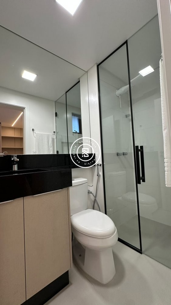 Apartamento mobiliado no Perequ�